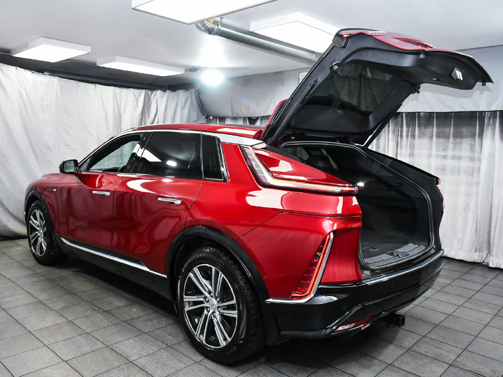Used 2024 Cadillac Lyriq Luxury AWD/4WD image 54