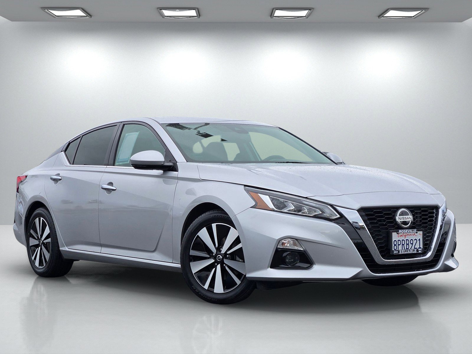 Used 2020 Nissan Altima 2.5 SL image 1
