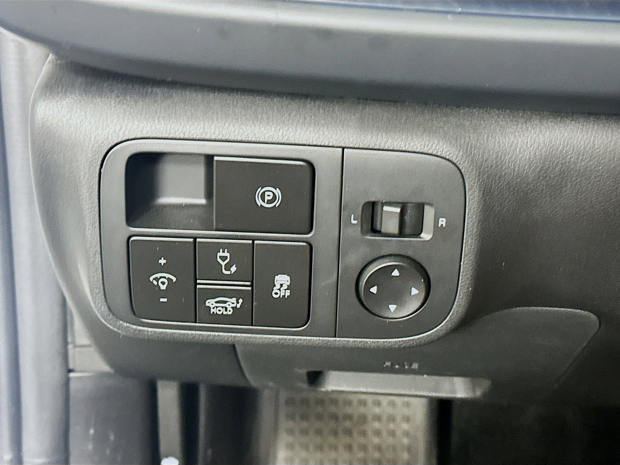 Used 2024 Hyundai Ioniq 6 SE image 17