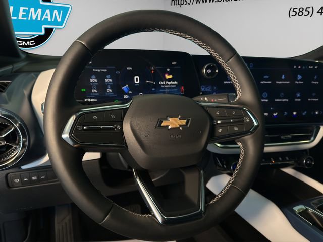 New 2026 Chevrolet Equinox EV LT image 13