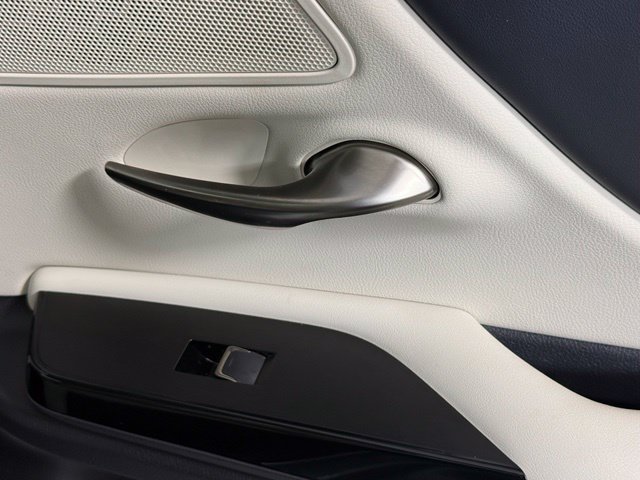 Certified 2025 Lexus ES 350 w/ Premium Package FWD image 29