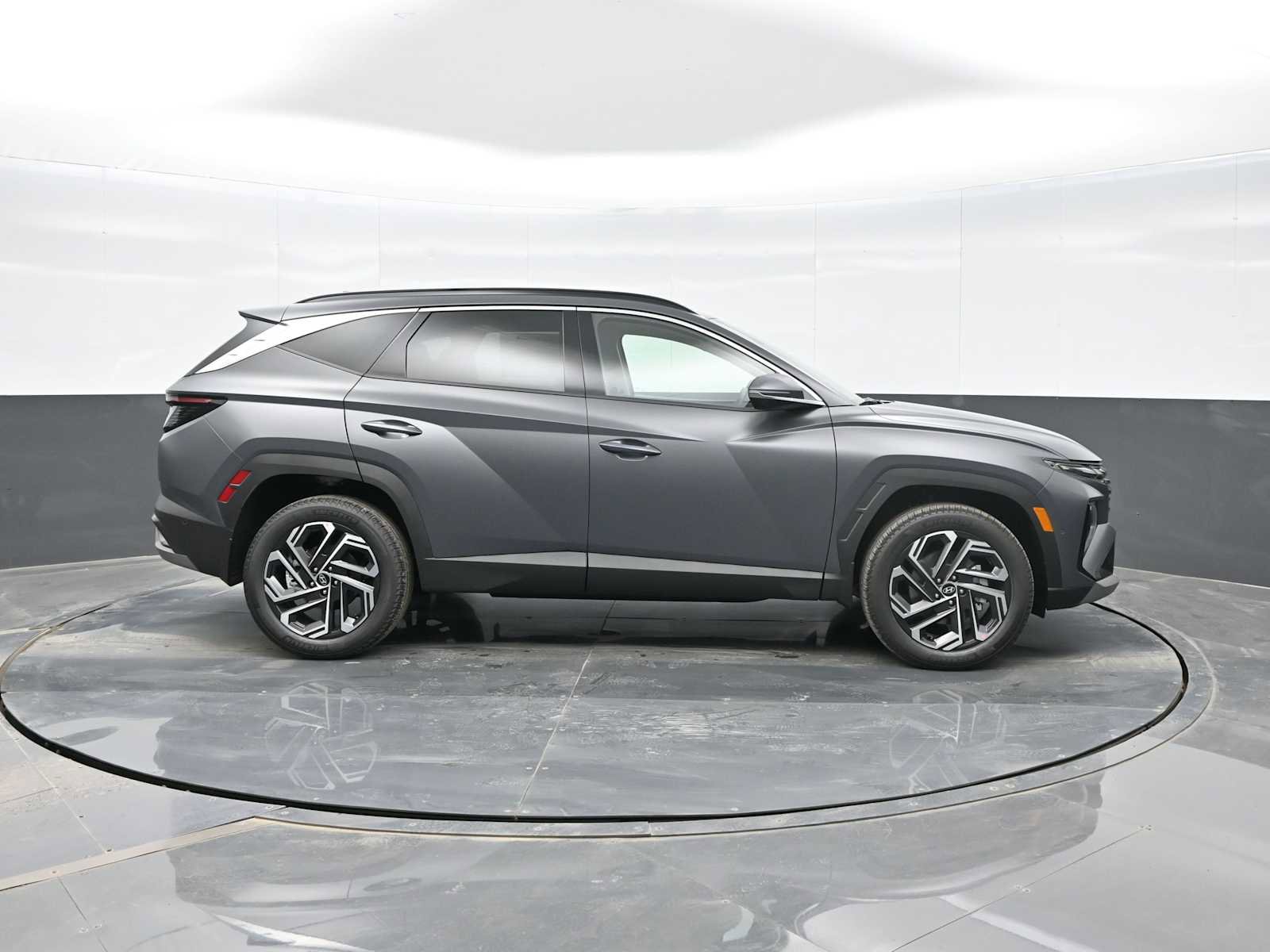 New 2026 Hyundai Tucson Limited image 9