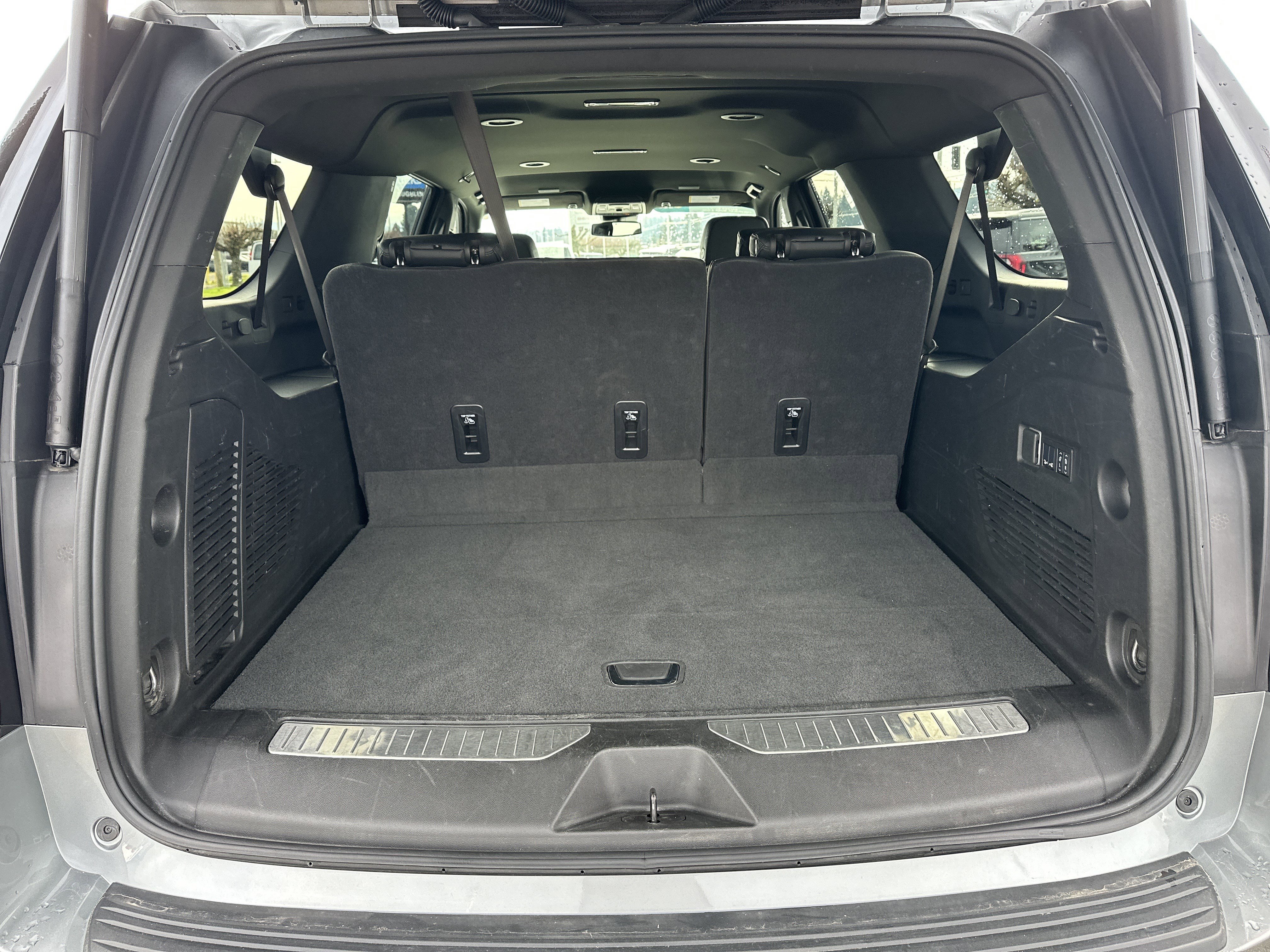 Certified 2025 GMC Yukon XL Denali image 5