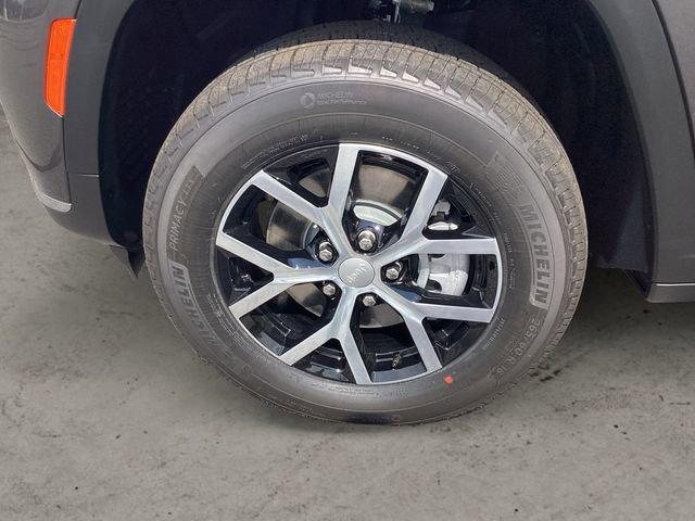 New 2025 Jeep Grand Cherokee L Limited w/ Trailer Tow Package image 14