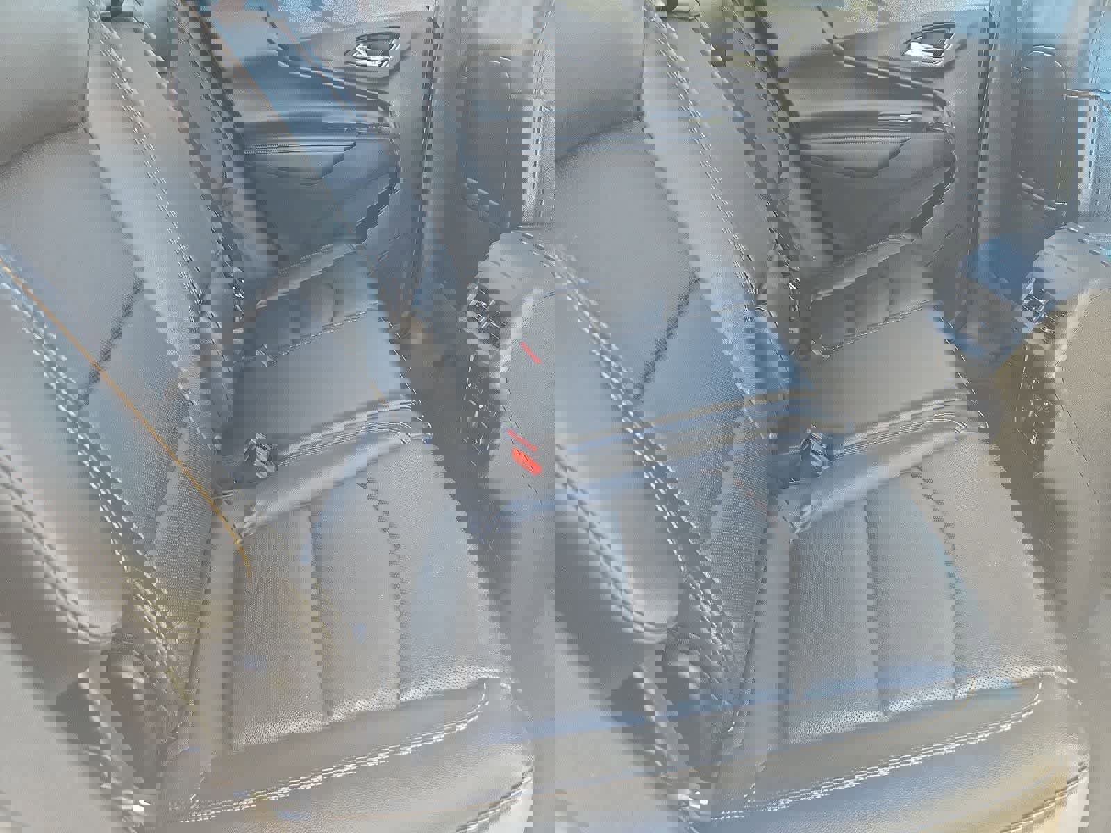 Used 2018 Chevrolet Equinox Premier AWD/4WD image 17