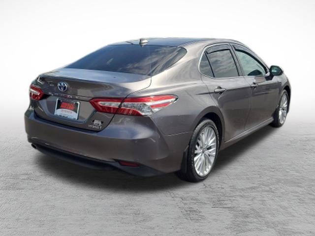 Certified 2020 Toyota Camry XLE FWD image 7