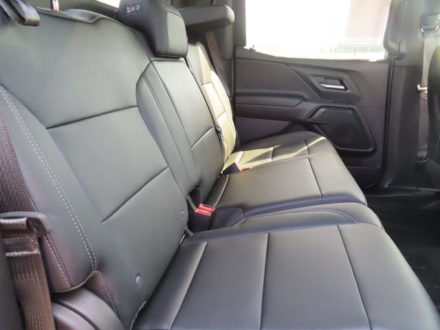 Used 2025 Chevrolet Silverado EV W/T AWD/4WD image 37
