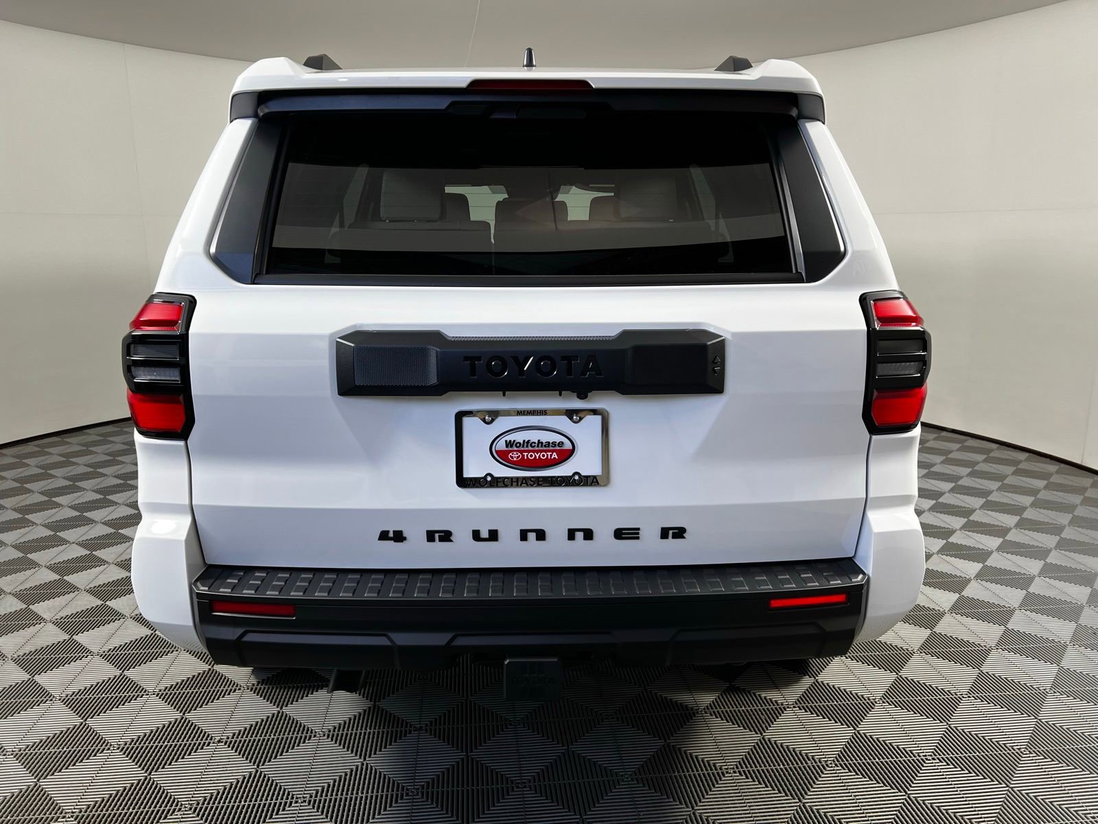 Used 2026 Toyota 4Runner SR5 RWD image 6