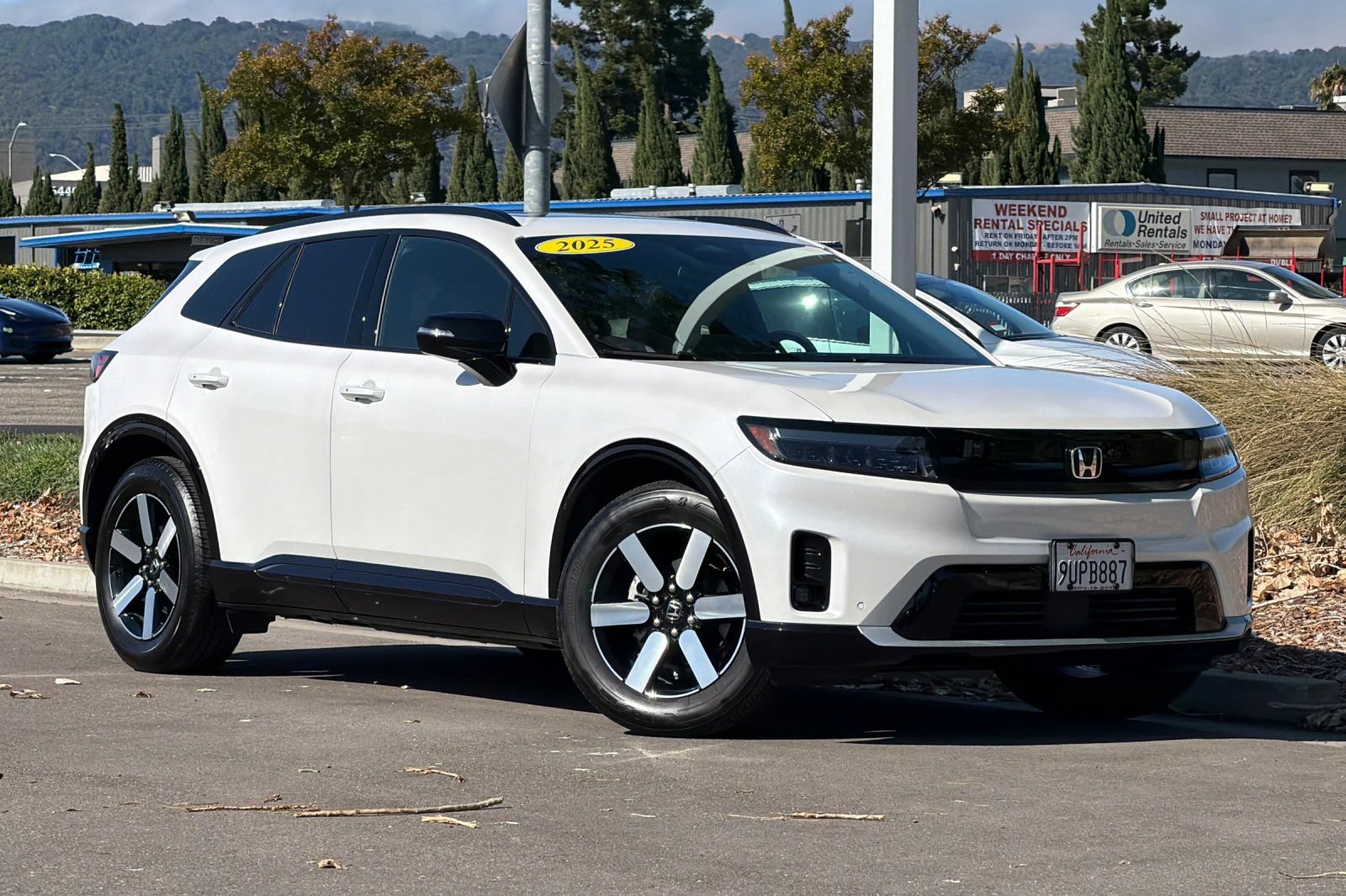 Used 2025 Honda Prologue Touring video 2