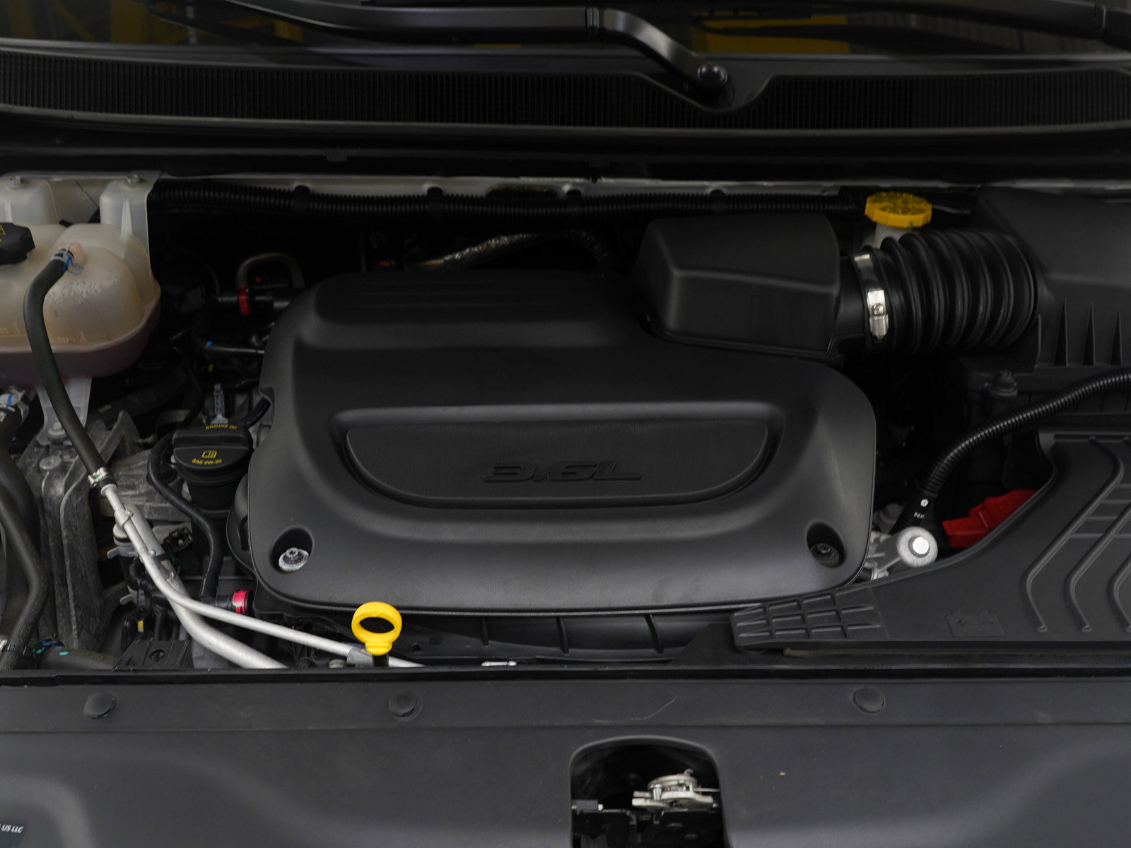 Used 2024 Chrysler Pacifica Limited image 27