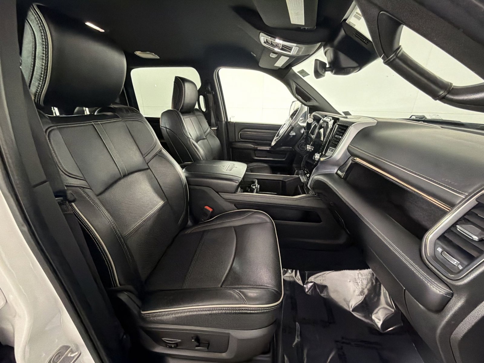 Used 2019 RAM 2500 Limited image 27