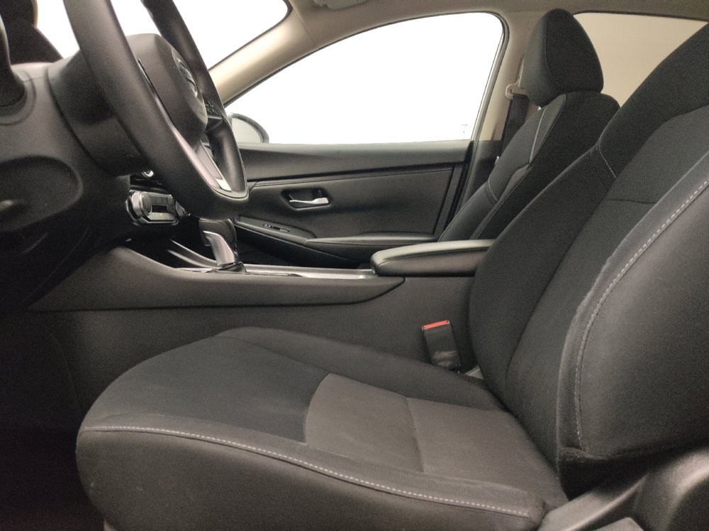 Used 2023 Nissan Sentra SV FWD image 17