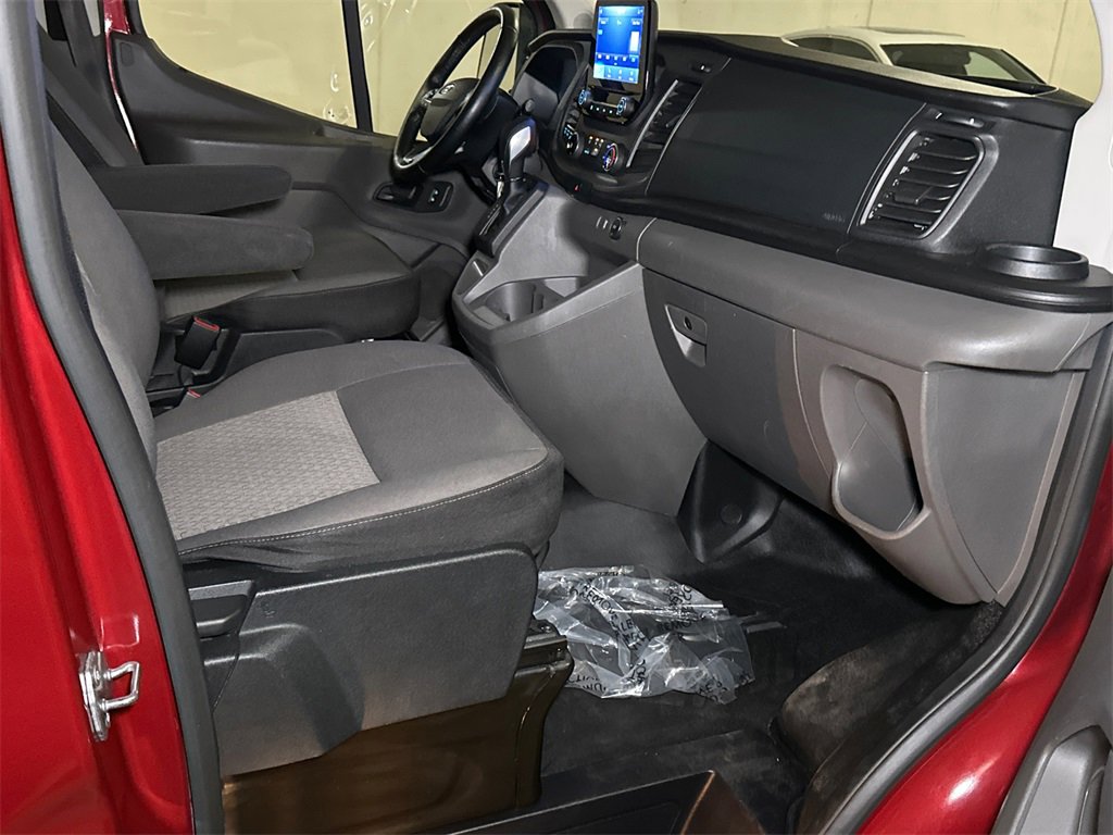 Used 2020 Ford Transit 150 XLT image 10