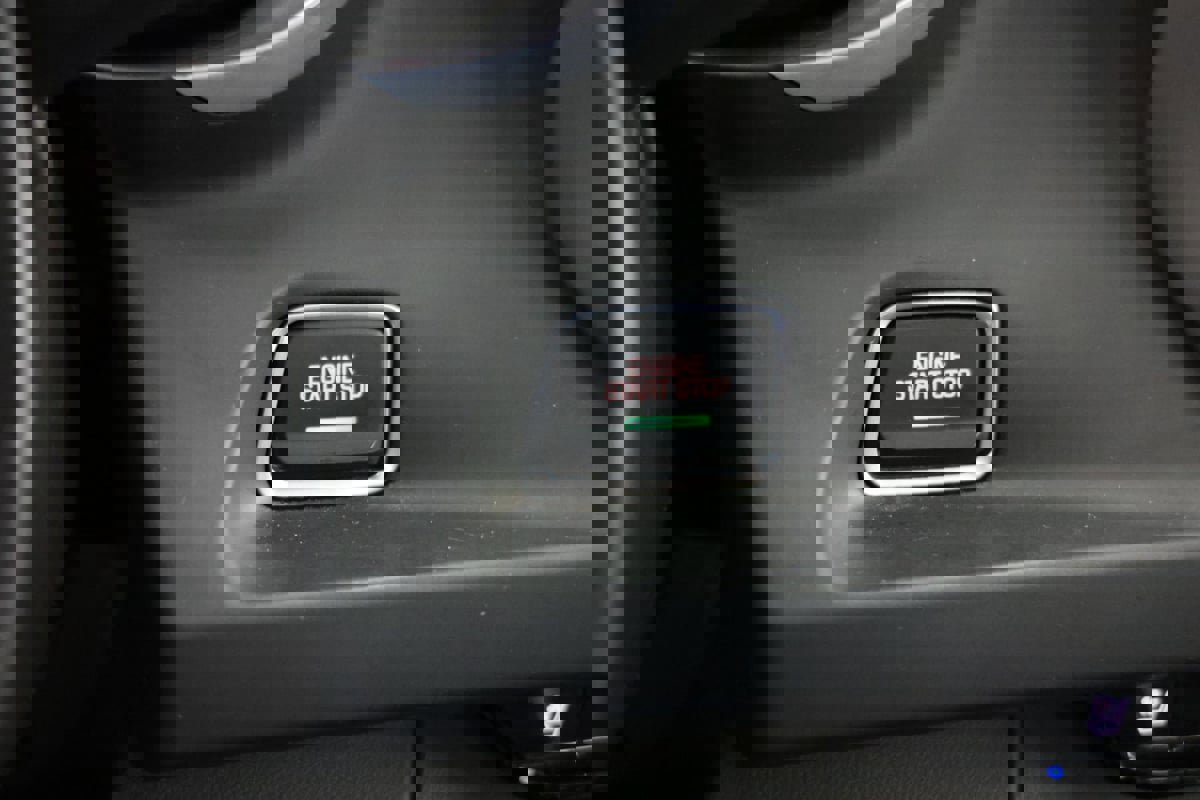 Used 2021 Chevrolet Camaro SS image 18