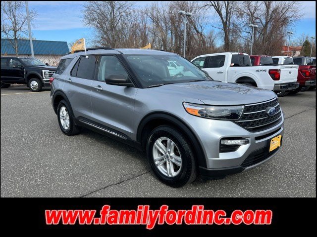 Certified 2022 Ford Explorer XLT w/ Equipment Group 202A