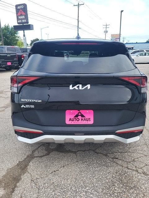Used 2023 Kia Sportage LX FWD image 18