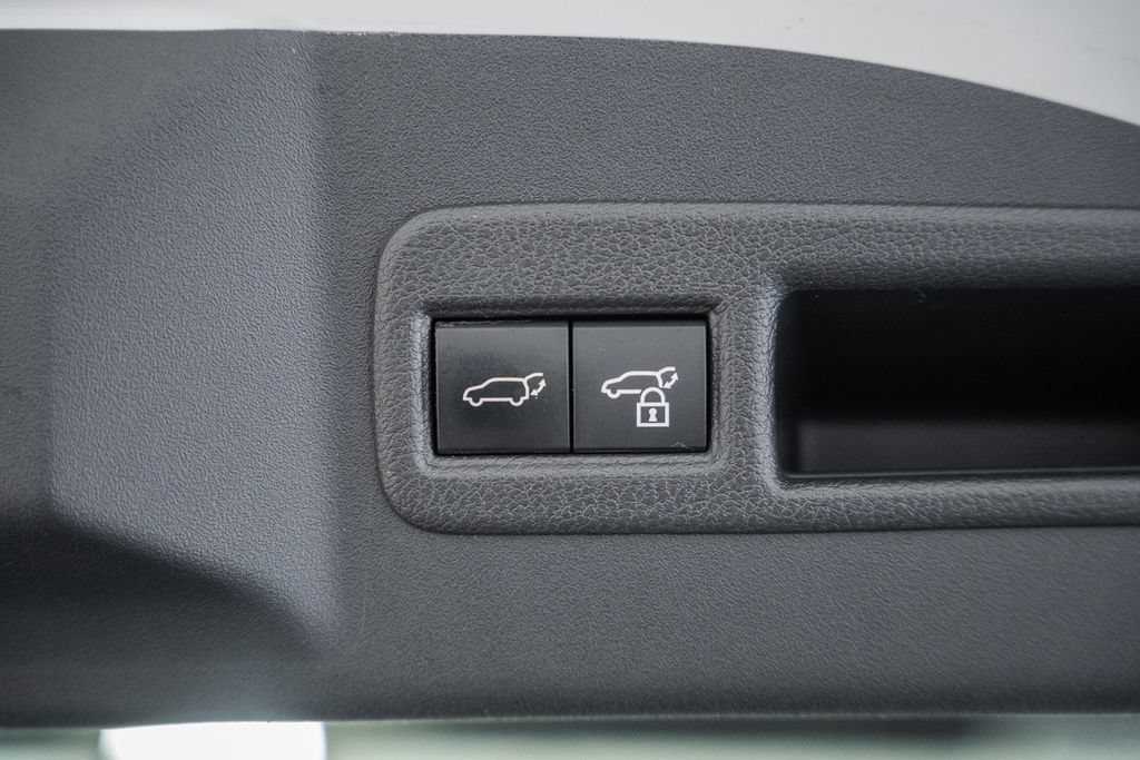 Used 2023 Toyota bZ4X AWD w/ Weather Package image 11
