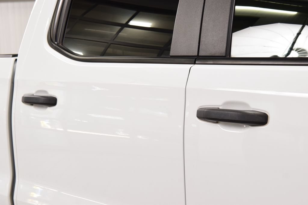 Used 2024 Chevrolet Silverado 1500 Custom AWD/4WD image 17