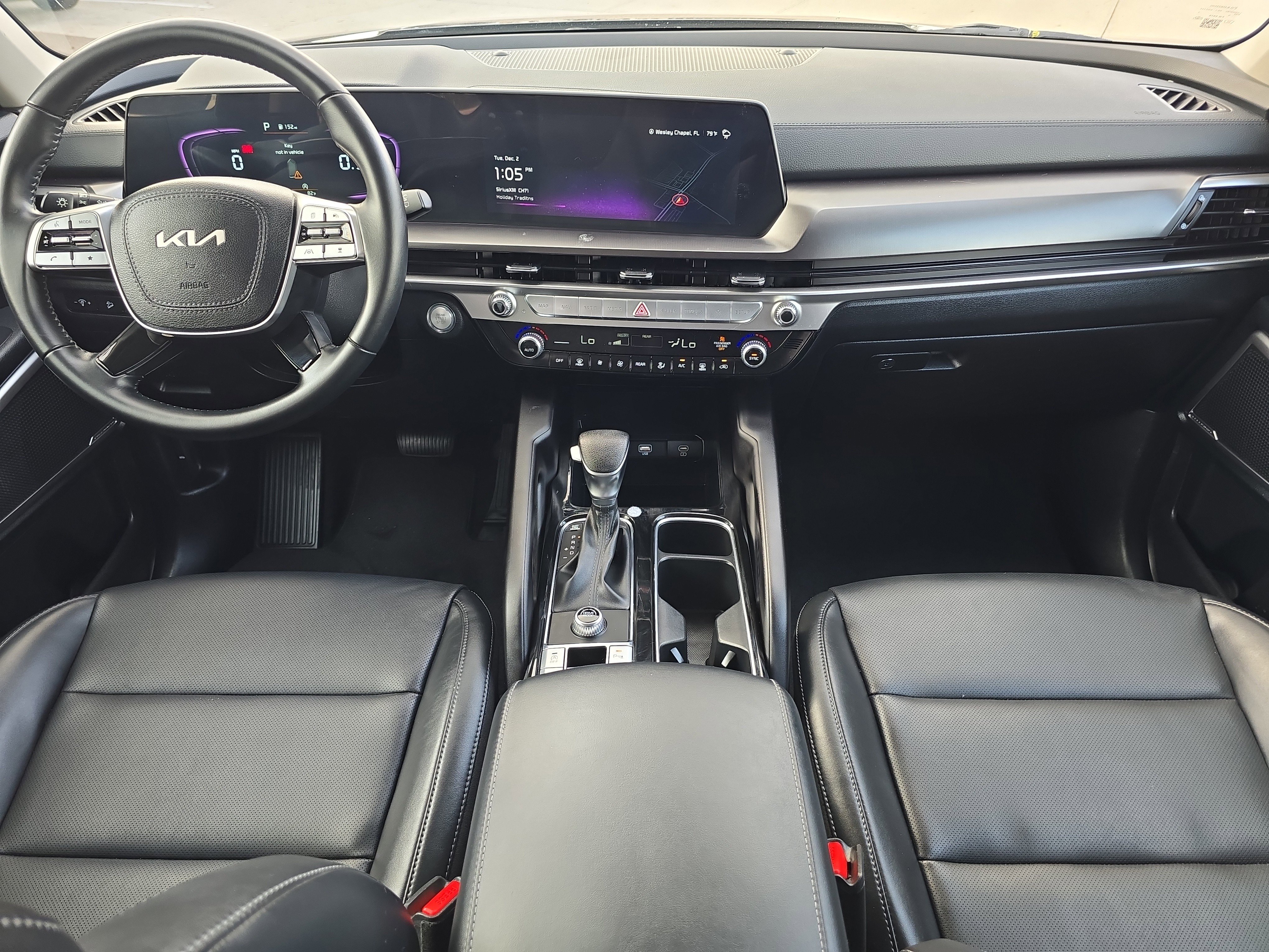 Certified 2025 Kia Telluride LX image 14