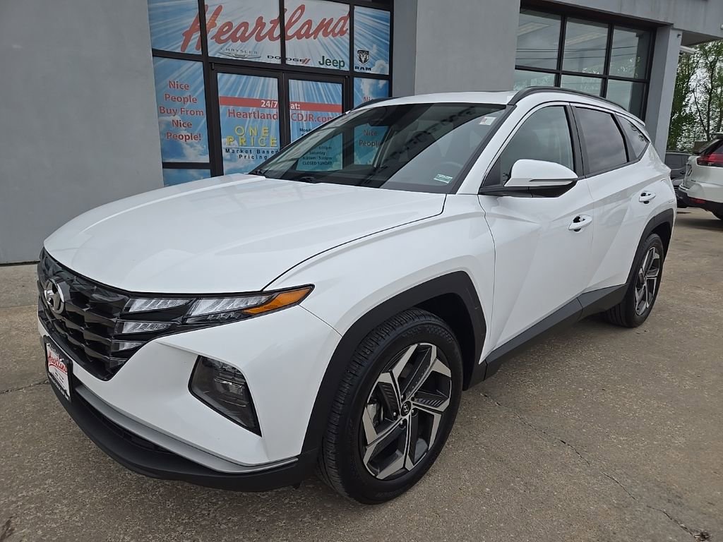 Used 2023 Hyundai Tucson SEL w/ Convenience Package FWD image 2