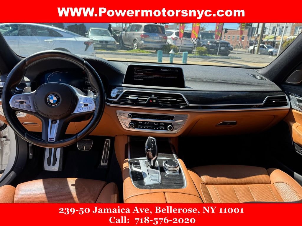 Used 2020 BMW 740i xDrive w/ M Sport Package image 33