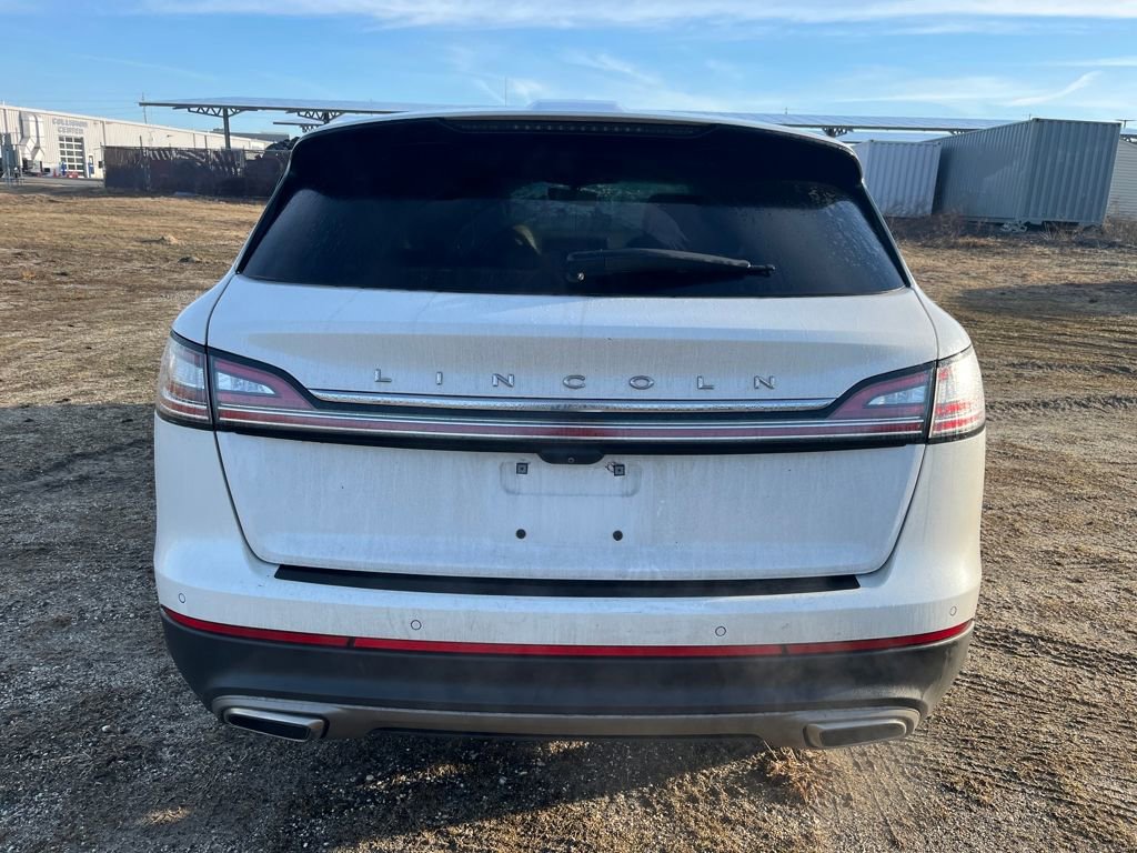 Used 2023 Lincoln Nautilus Reserve w/ Equipment Group 202A image 7