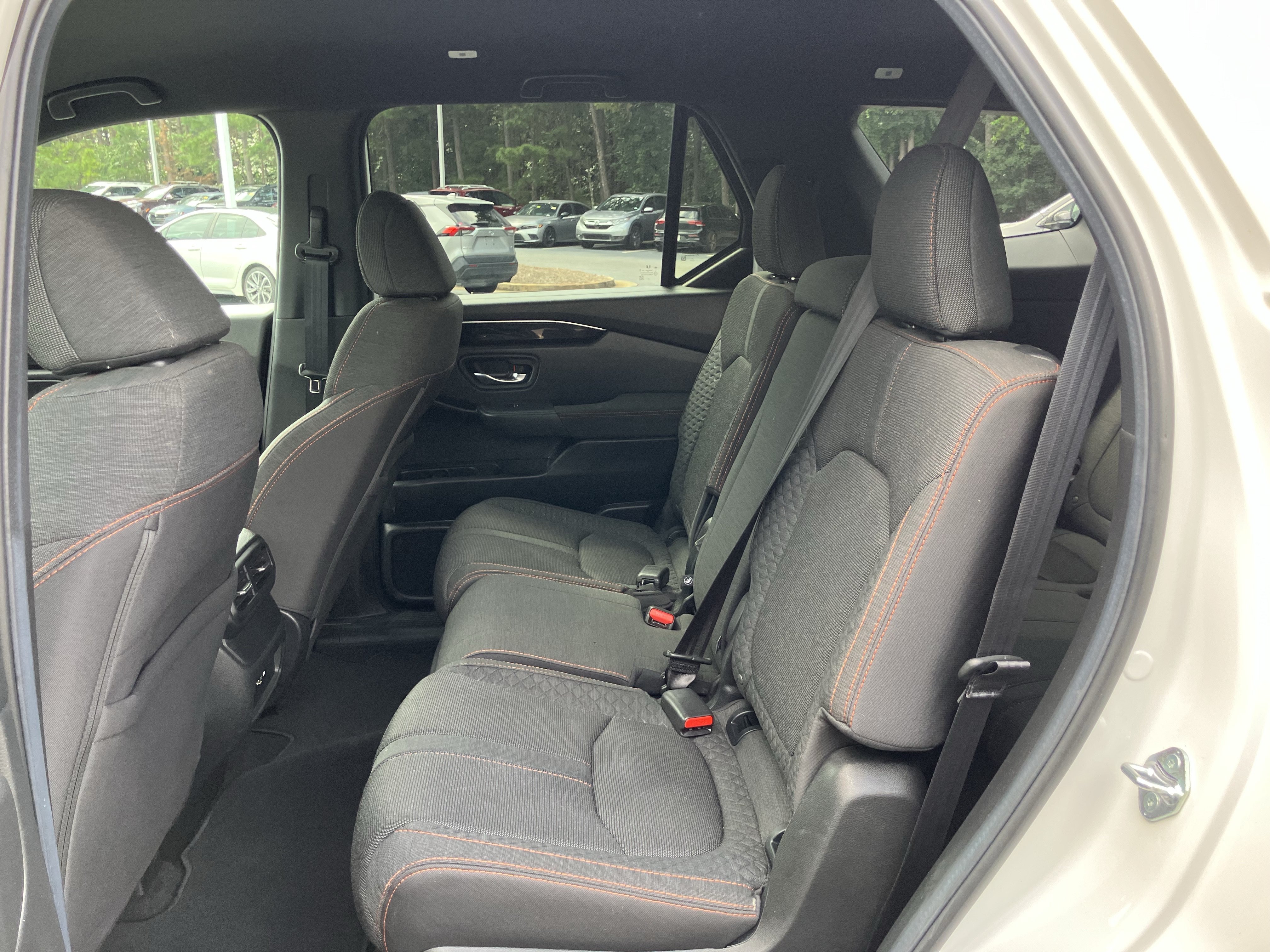 Certified 2025 Honda Pilot Sport image 31
