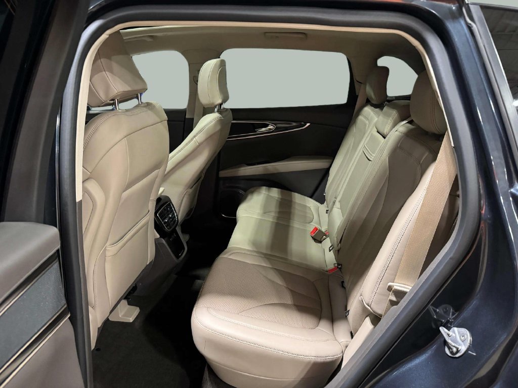 Certified 2023 Lincoln Nautilus Reserve AWD/4WD image 24