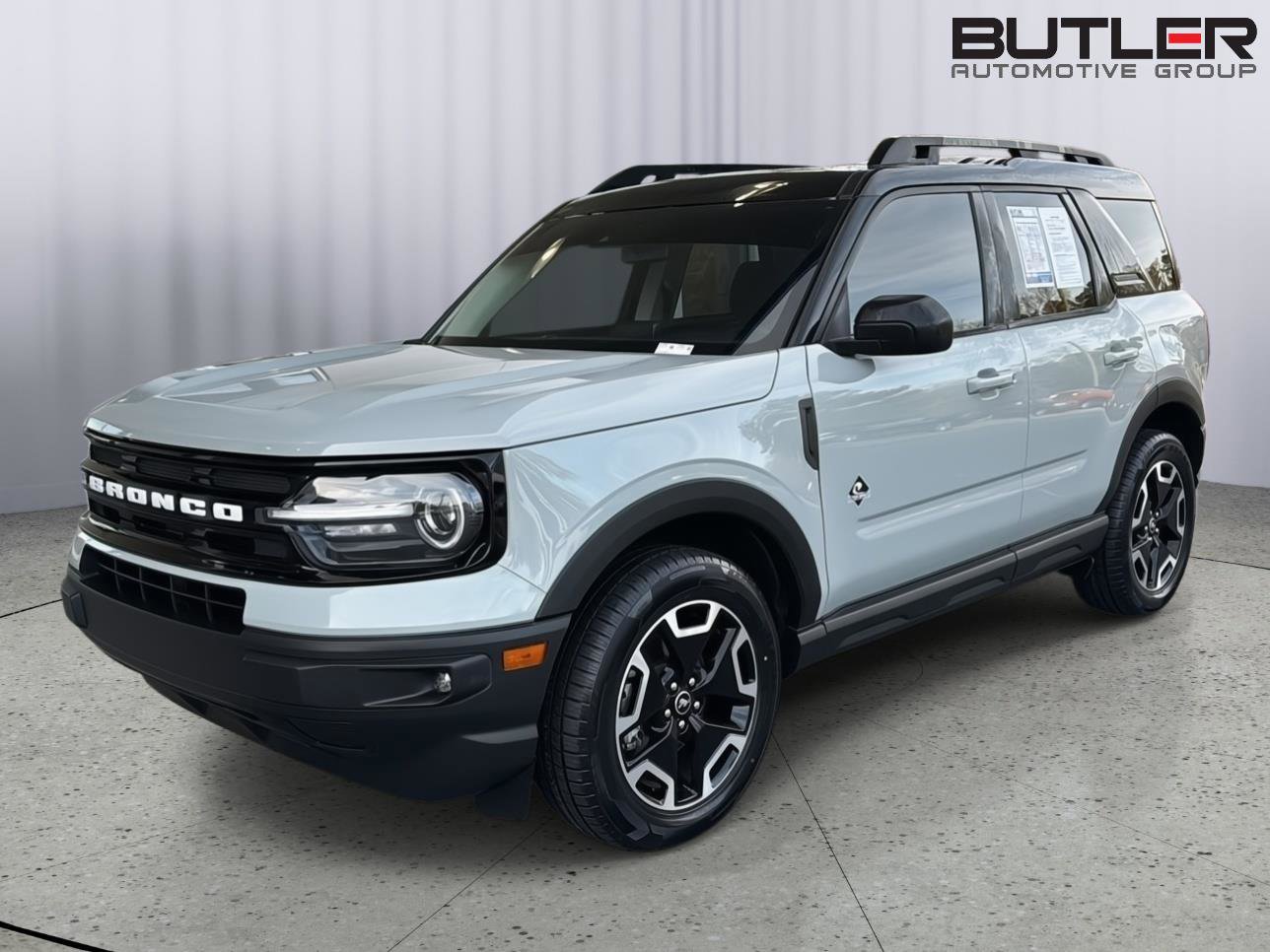 Used 2023 Ford Bronco Sport Outer Banks image 2