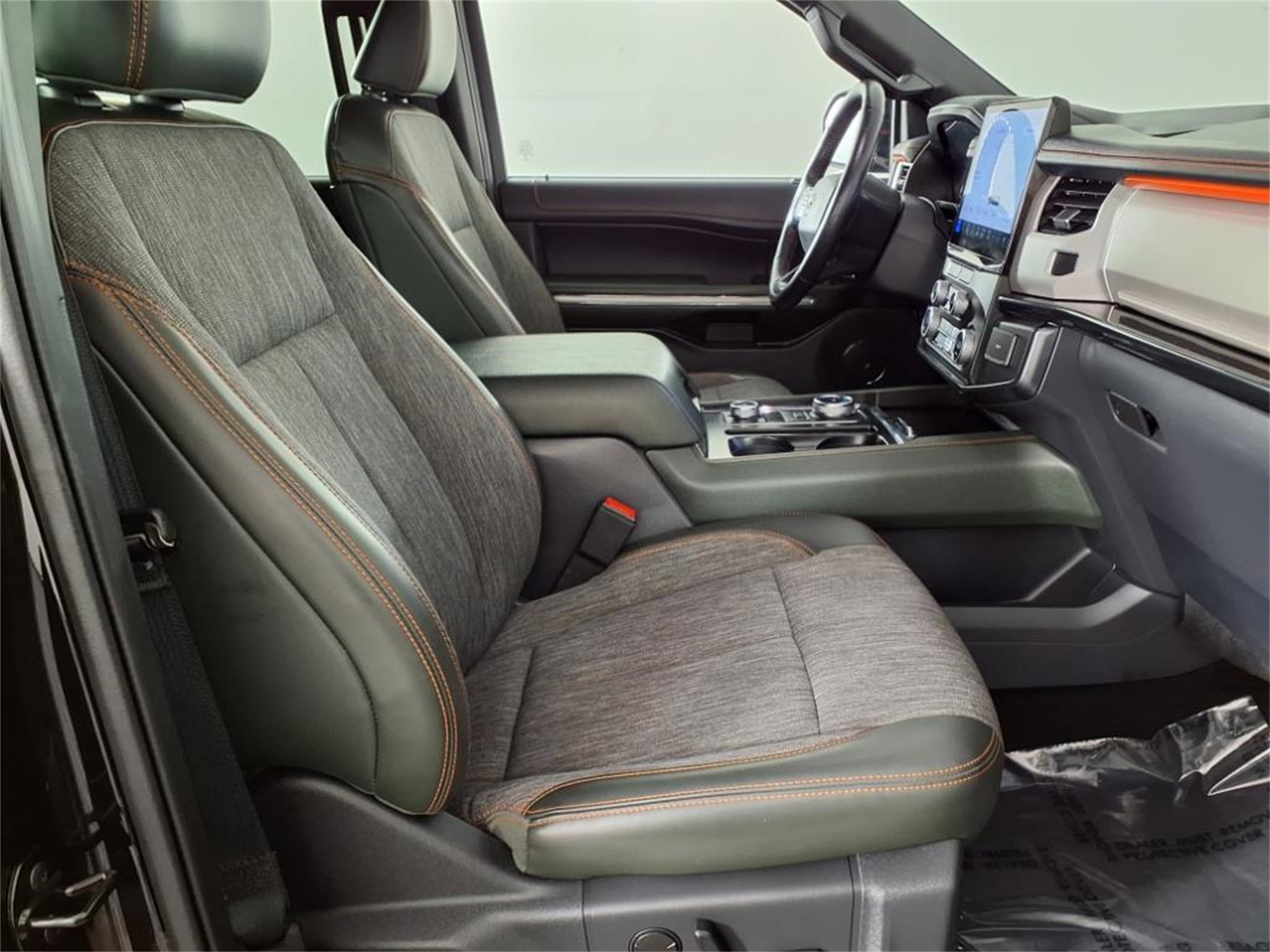 Used 2022 Ford Expedition Timberline image 9