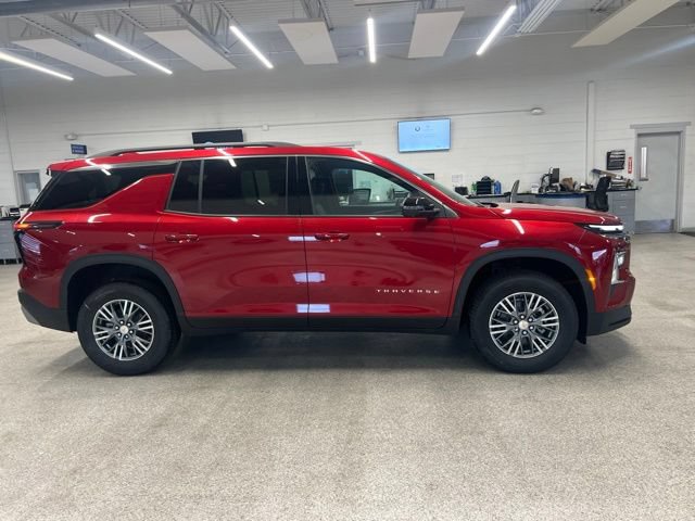 New 2026 Chevrolet Traverse LT w/ Driver Confidence Package AWD/4WD image 4