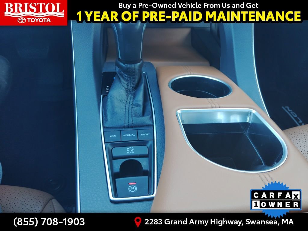 Used 2021 Toyota Avalon Limited image 28