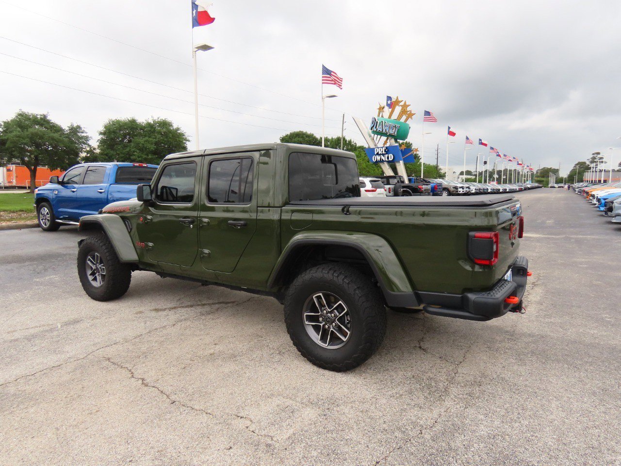 Used 2024 Jeep Gladiator Mojave image 16