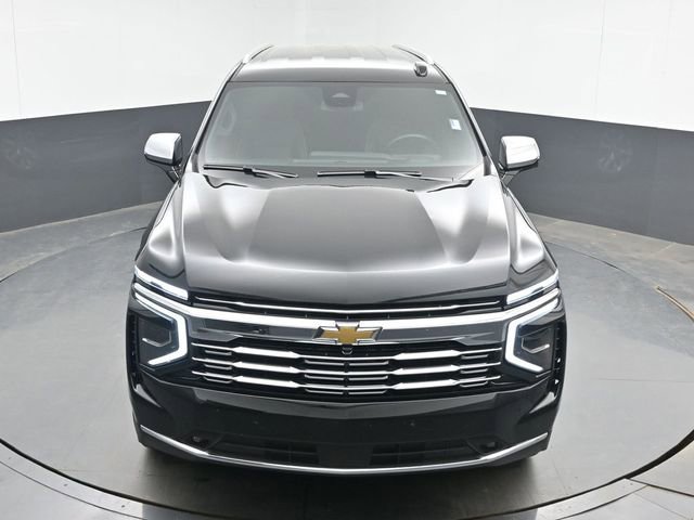 Used 2025 Chevrolet Suburban Premier AWD/4WD image 20
