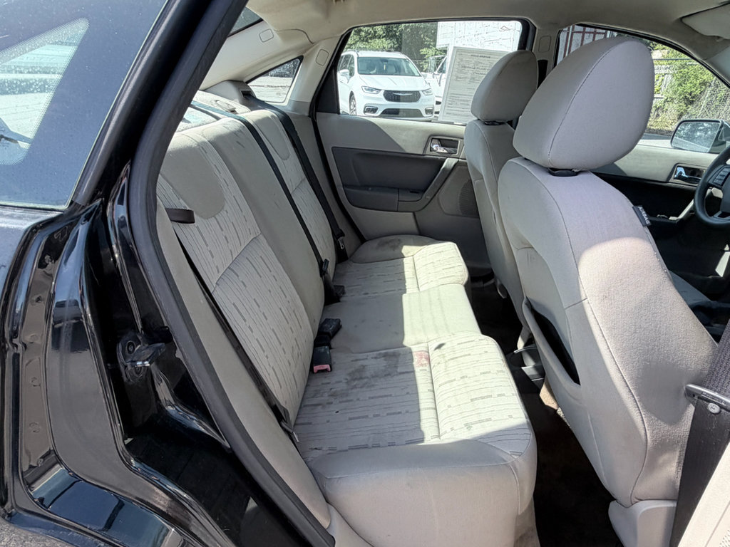 Used 2008 Ford Focus Sedan FWD image 20
