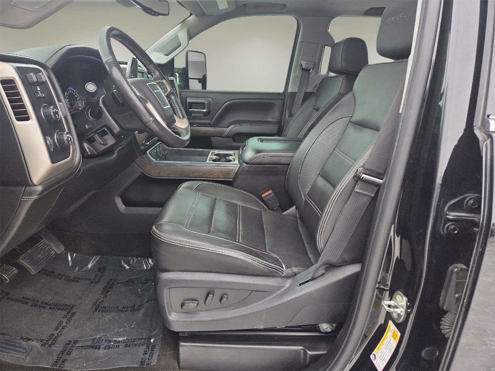 Used 2017 GMC Sierra 2500 Denali w/ Duramax Plus Package image 20