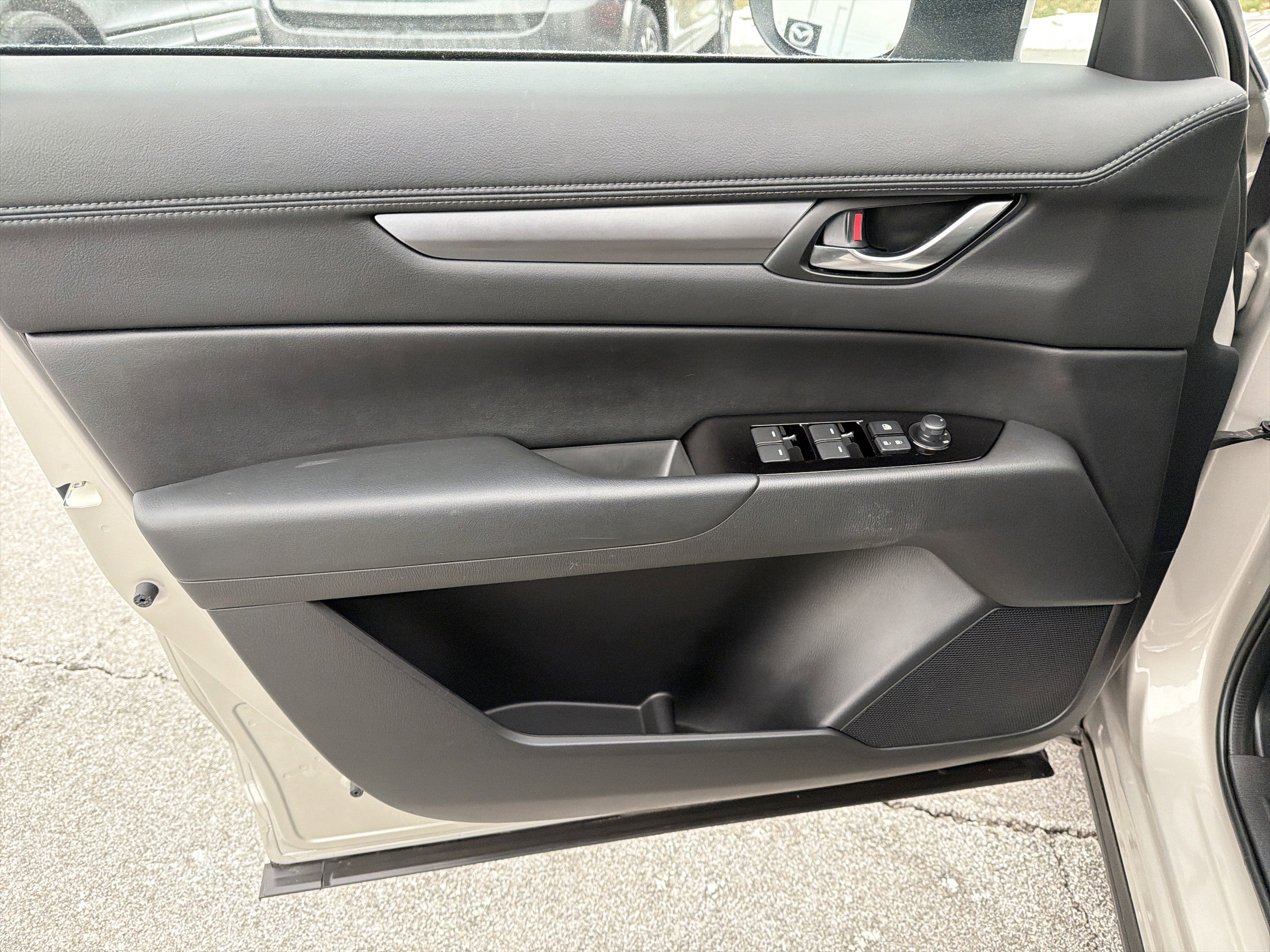 Certified 2025 MAZDA CX-5 AWD 2.5 S image 9