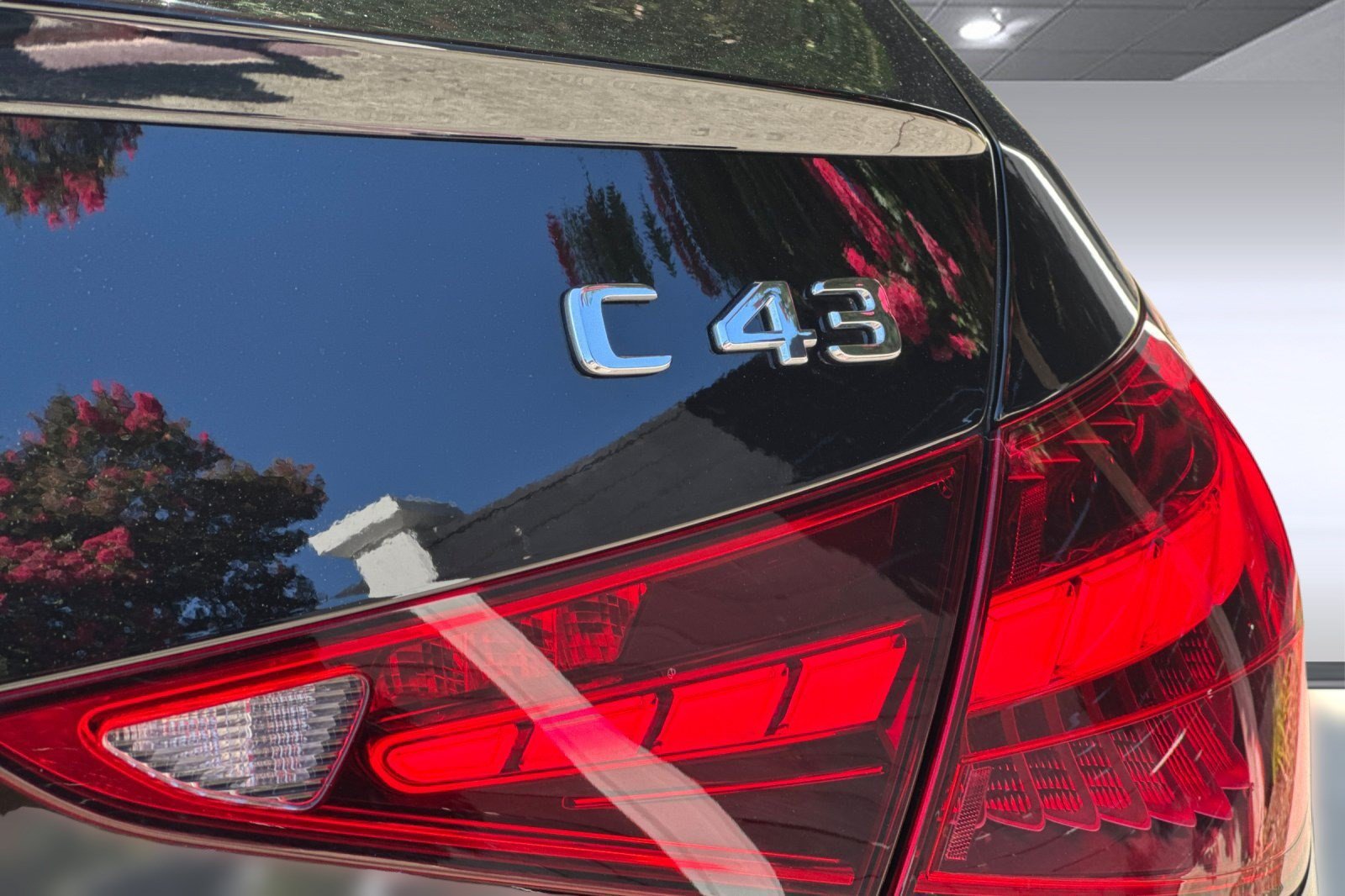 Certified 2024 Mercedes-Benz C 43 AMG 4MATIC Sedan image 31