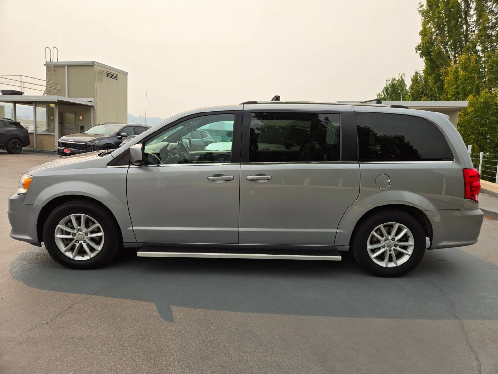 Used 2019 Dodge Grand Caravan SXT FWD image 6