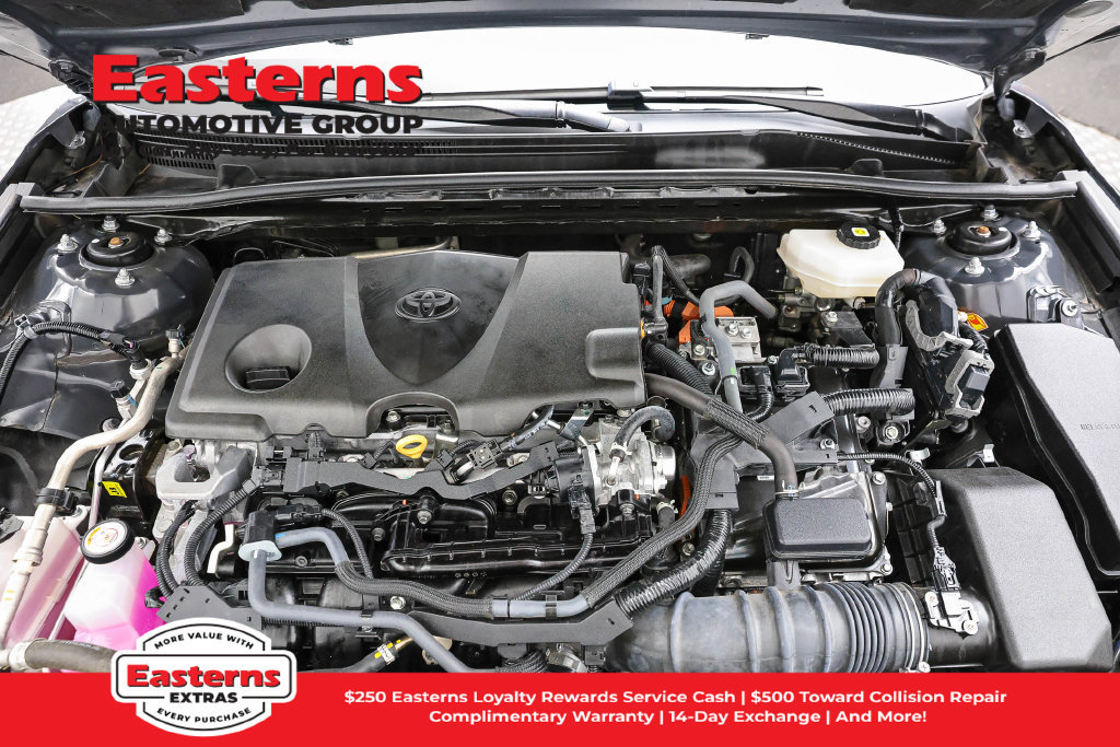 Used 2025 Toyota Camry LE FWD image 11