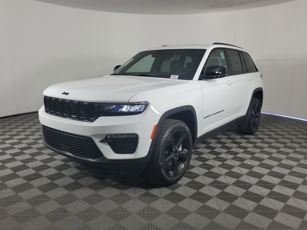 New 2025 Jeep Grand Cherokee Limited w/ Black Appearance Package image 8