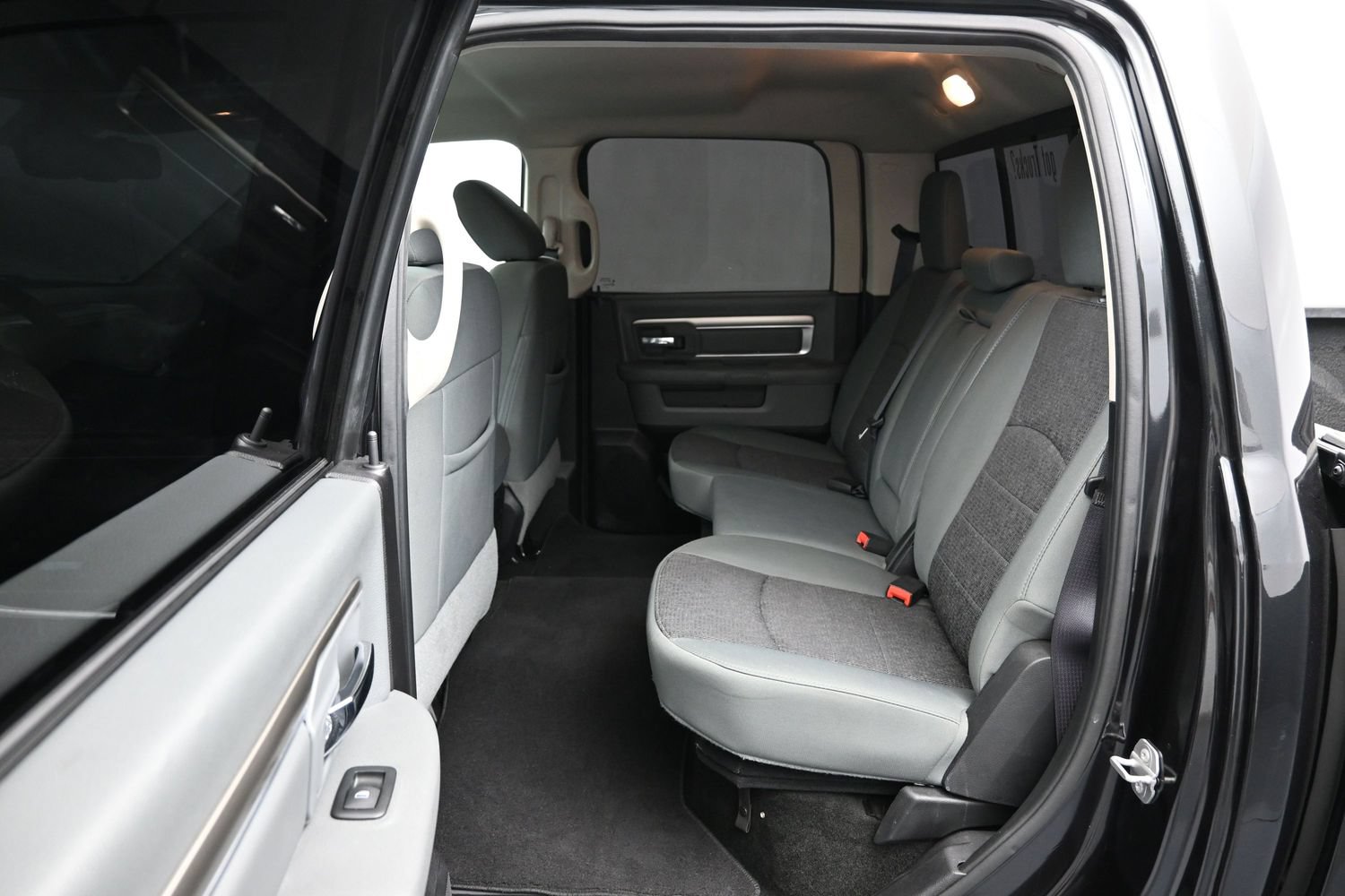 Used 2016 RAM 1500 Lone Star RWD image 11