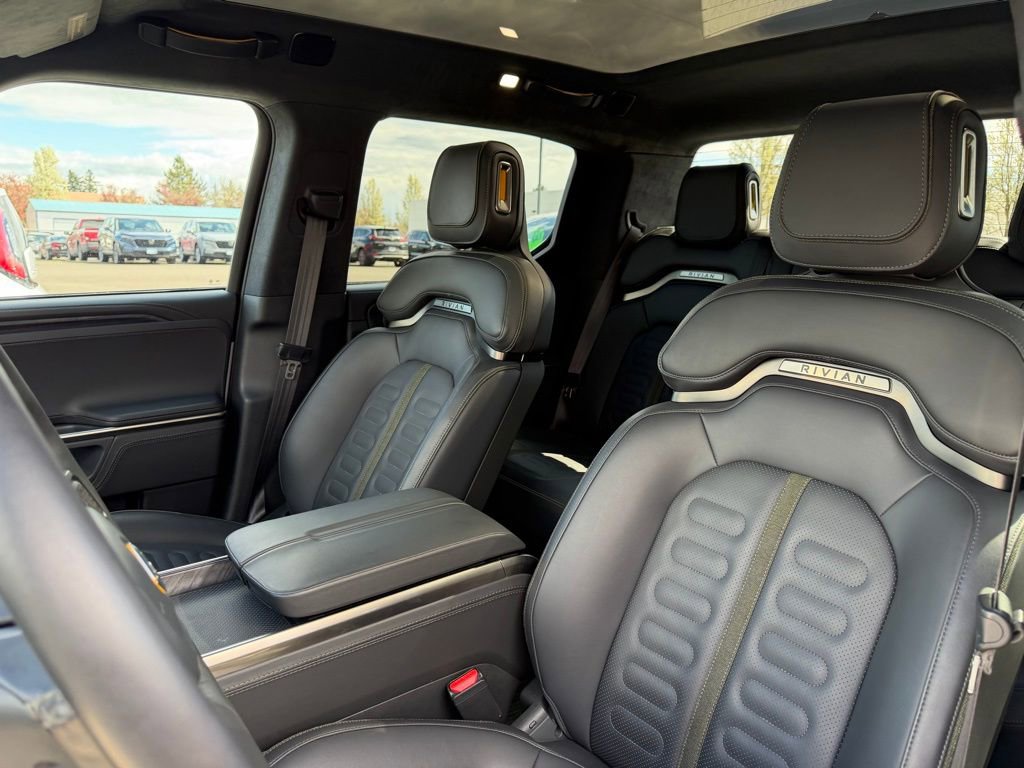Used 2024 Rivian R1T Adventure image 14