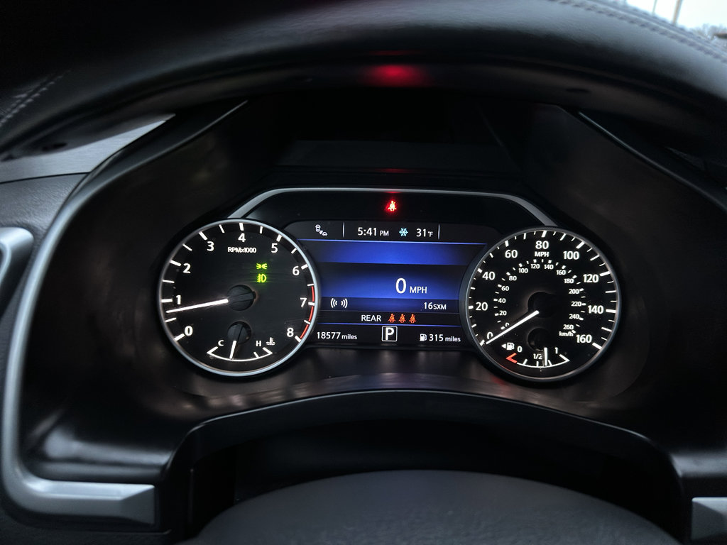 Used 2024 Nissan Murano SV w/ SV Midnight Edition Package image 19