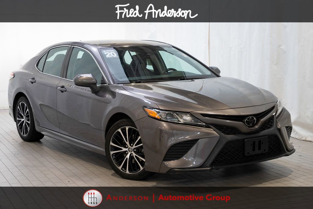 Used 2020 Toyota Camry SE AWD/4WD image 1