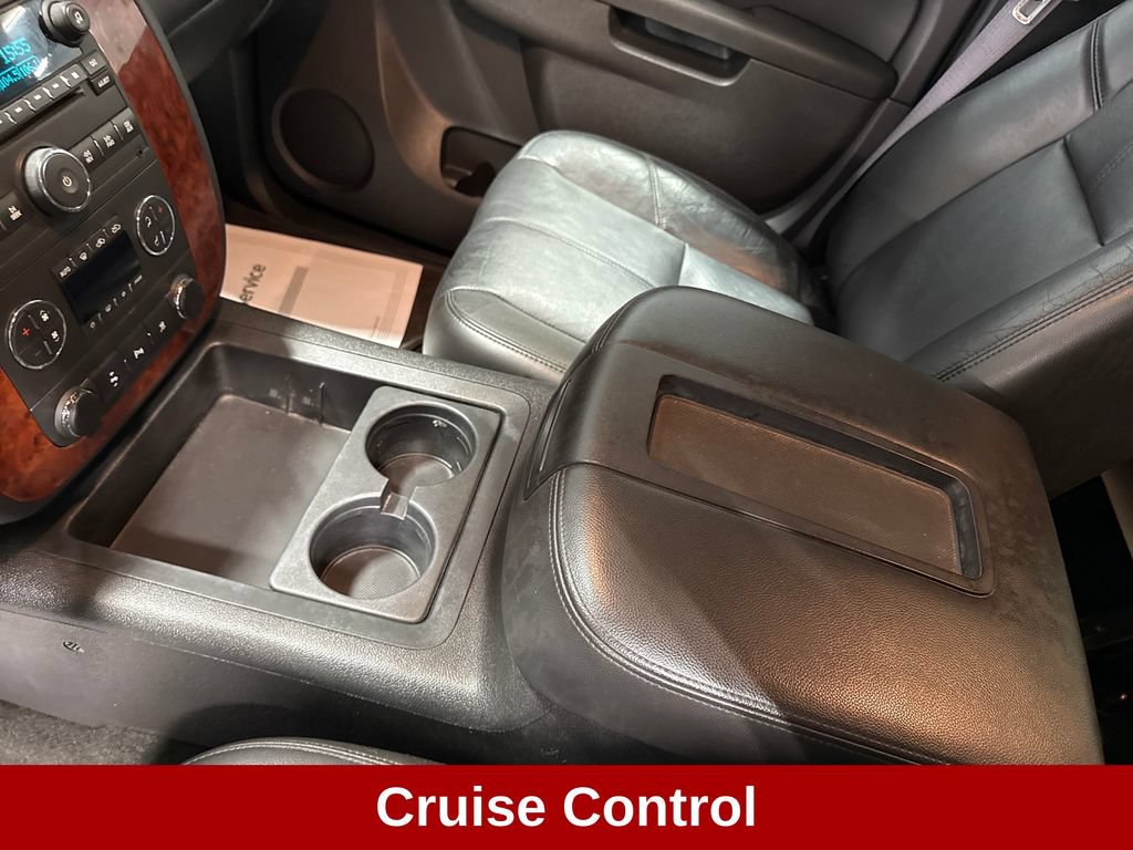 Used 2011 Chevrolet Avalanche LT w/ Regional Value Package AWD/4WD image 17