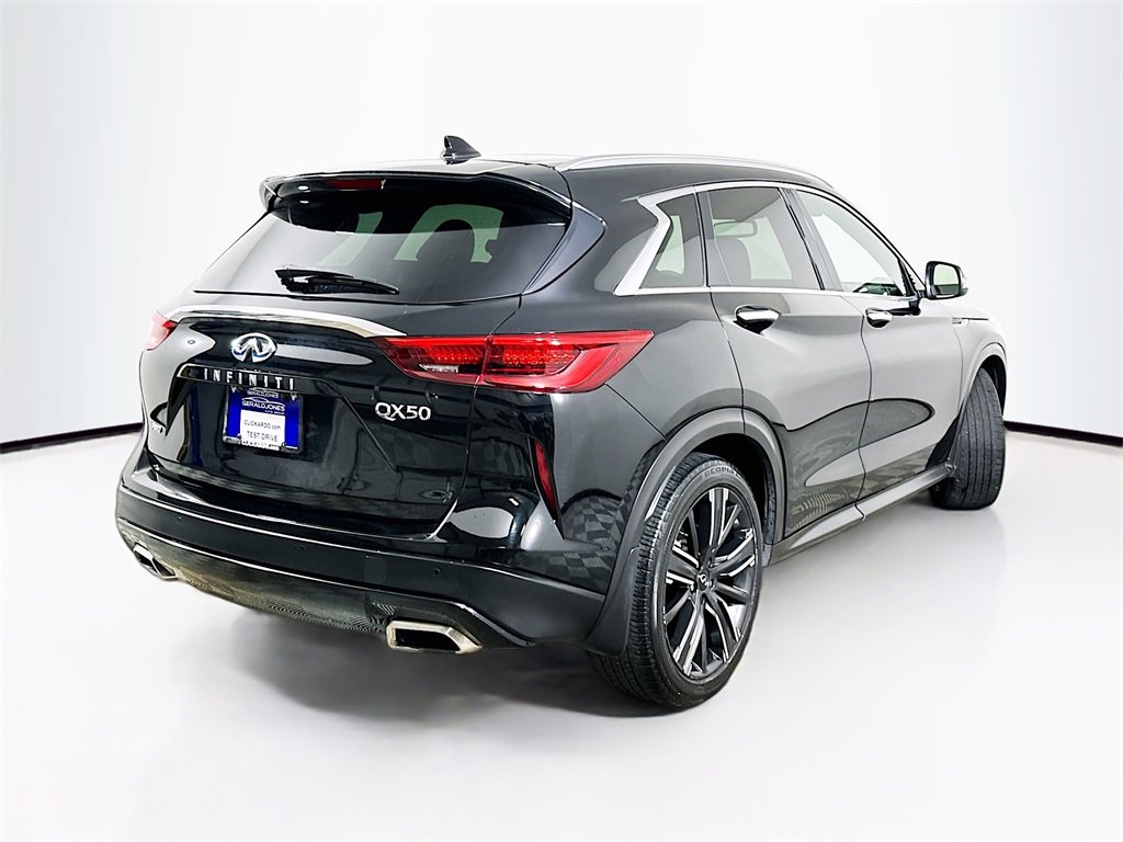 Used 2021 INFINITI QX50 Luxe w/ Appearance Package image 7