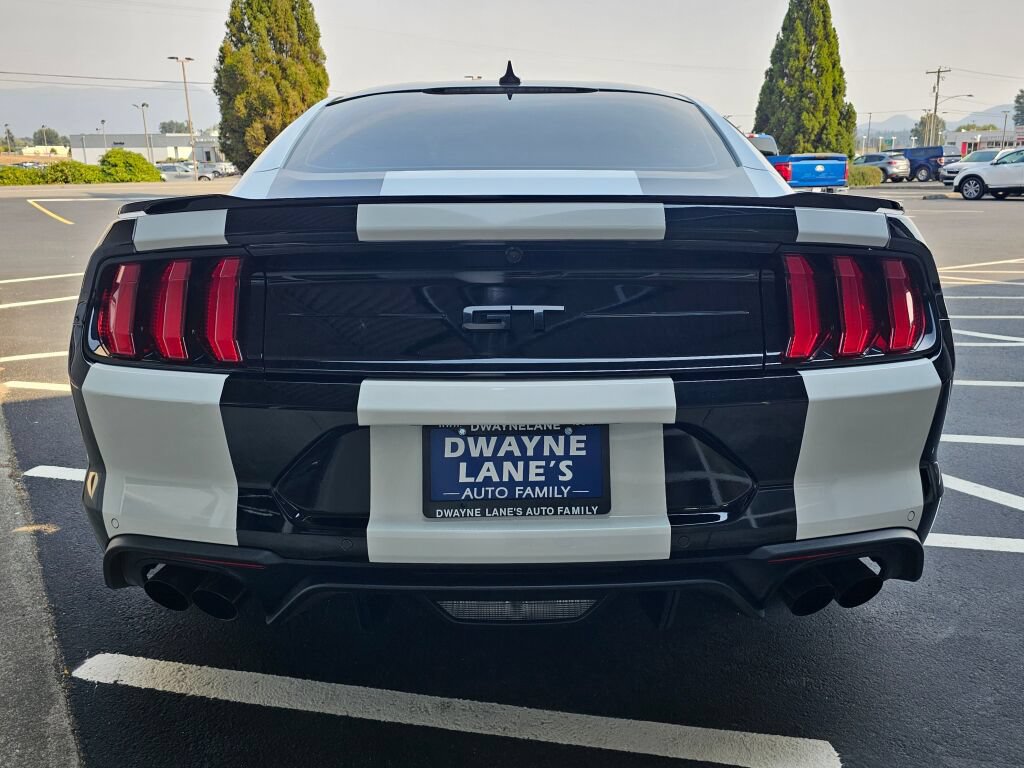Used 2022 Ford Mustang GT Premium w/ Equipment Group 401A RWD image 4