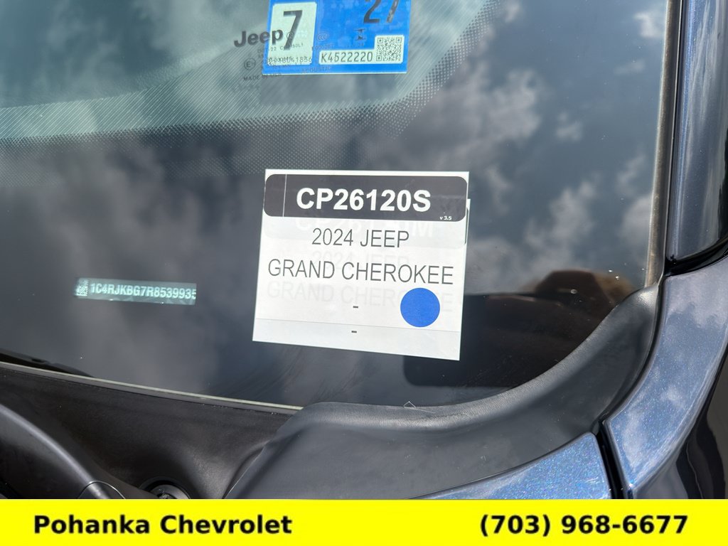 Used 2024 Jeep Grand Cherokee L Limited AWD/4WD image 37