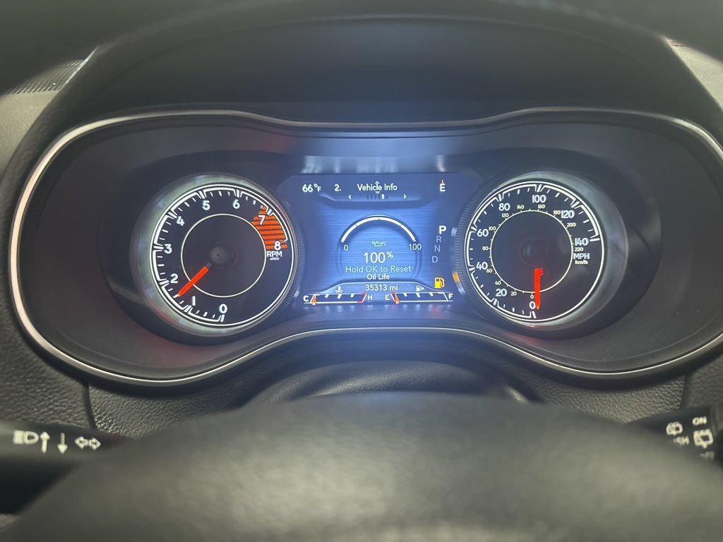 Used 2022 Jeep Cherokee Trailhawk AWD/4WD image 9